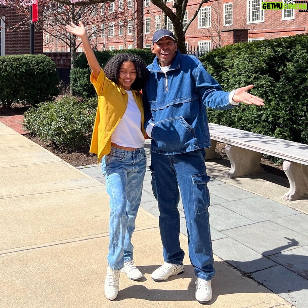 Yara Shahidi Instagram - 🫶🏽 @jasonbolden DAY 🫶🏽 From getting me fitted for school to co-creating our favorite MET look, you have been there for every milestone, every magic moment, and opened the door to so many more.