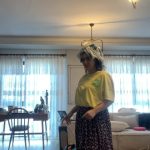Yasemin Sakallıoğlu Instagram – Bir kadının evde tek başına stres atma dansı😂
