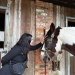 Yasemin Sakallıoğlu Instagram - İçimdeki Kazım buralardan arsa almak istiyor😂 Soho Farmhouse