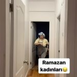 Yasemin Sakallıoğlu Instagram - Ramazan ayını iliklerine kadar yaşayan kadın😂 #iyisahurlar