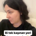 Yasemin Sakallıoğlu Instagram - Asla gönlünce kaşınamayanlar😂