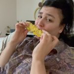 Yasemin Sakallıoğlu Instagram - Hayır demeyi öğrenenlerin videosu😂