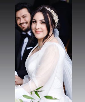 Yasemin Sakallıoğlu Instagram - Az önce evleneli 51 gün oldu😂