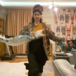 Yasemin Sakallıoğlu Instagram - Normalleşme yaklaştıkça ben😂 #challenge