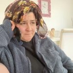 Yasemin Sakallıoğlu Instagram - Evlerde aşı sohbetleri😂