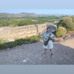 Yasemin Sakallıoğlu Instagram - Balayının en acı kısmı bitiyo olması🤦🏻‍♀️ Şimdi ne olacak bitanem? 😂😂😂