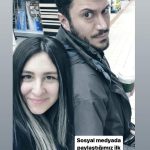 Yasemin Sakallıoğlu Instagram - Bugün yani 10 Mart biz evleneli 3 yıl oldu. BİR yanımız çok benzerken BİN yanımız hiç benzemez nedense. En ağırından sever ama kimselere yük olmayız seninle. Sevgimiz de şikayetimiz de hep birbirimize. Tam da bu yüzden daha böyle nice senelere🌹 @burakyirtar