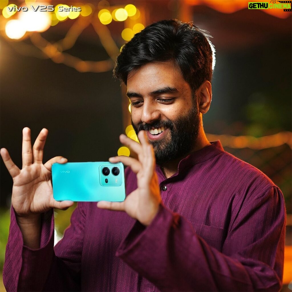 Yashraj Mukhate Instagram - The new #vivoV25Series is the touch of Delight you need to embrace the Magic of Festivities. Avail exciting offers this festive season. Head over to @vivo_india to know more. #vivoBigJoyDiwali