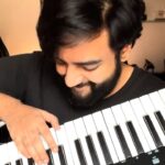 Yashraj Mukhate Instagram - Badtameez Shafiq! Tag the girl in the comments if you find her profile :) #dialoguewithbeats #yashrajmukhate