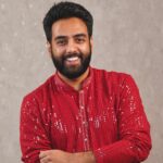 Yashraj Mukhate Instagram - Just thinking that if you say "Boomerang Boomerang" fast fast, it feels like you're singing the beat of Jhingaat. Try it. Outfit : @kalkifashion Styled by : @overhaul.bykrishna Assisted by : @simar.datta @_tanyaa14_ Clicked by : @ambient_photographer18 Location : @monke.studios