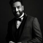 Yashraj Mukhate Instagram - "कोंत्या पिच्चर चा हीरो ए बे हा?" #IndianSportsHonours Outfit : @telonatkemps Watch : @roberto_cavalli @robertocavalliwatches_india Photographer: @sairaj_prashant_parab Styled by: @overhaul.bykrishna Assisted by: @_tanyaa14_ Location : @monke.studios