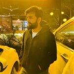 Yashraj Mukhate Instagram - Mujhe bola gaya hai ki aisi aakhen chhoti karke kahi aur dekho to cool lagta hai