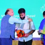 Yashraj Mukhate Instagram - So this happened last week. It was an honour to be there at the 30th Annual Function of Vidya Vinayalaya School. Really enjoyed the wonderful performances by all the students. Also,was deeply touched by their warmth and hospitality during the visit. Hyderabad has always been nice to me!♥️ #goodtimes #vidyavinayalaya