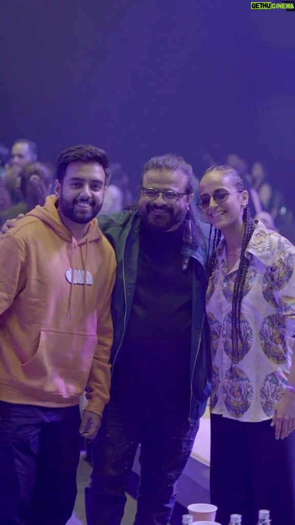 Yashraj Mukhate Instagram - Mr Mukhate at Rocky Aur Rani Ki Prem Kahaani Spotify Premium Fan Experience Event 😎 @spotifyindia organised the best evening filled with music, laughter and a lot of fun with @ranveersingh @aliaabhatt @ipritamofficial @sonunigamofficial @jonitamusic 💚 #SpotifyPremiumFansFirst #SpotifyPremium #RRKPKonSpotify @spotifyindia