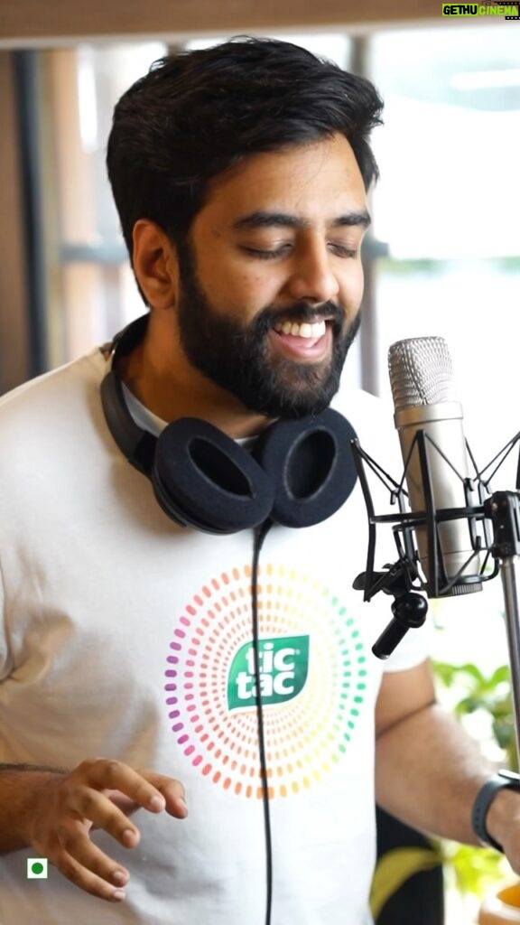 Yashraj Mukhate Instagram - Hey Guys! Check out this Amazing and Fun jingle I made for Tic Tac, aur mood ko Refresh kar lo mere Yaaro 😊 Jaldi Jaldi reels banake daalo iss jingle pe, & stand a chance to win a Smartwatch worth Rs.40k, what are you waiting for? Details on @tictacindia page. #TicTacLife #AD