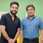 Yashraj Mukhate Instagram - In the next episode of Decoding Voices @iam_johnylever sir explains comedy timing and rhythm. Mazedaar episode hua hai! Best insaan hai sir!♥️ Edit hotese upload kar dunga. Random Mukhate wale YT channel ko subscribe kar lo tab tak!🕺🏻