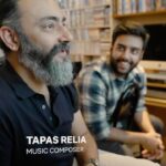 Yashraj Mukhate Instagram - This song is a part of my childhood memories. Was lovely to see @tapasrelia sir breaking it down for me. Aur kaunse gaane ka breakdown dekhna hai batao? Music Breakdown With Yashraj ab short format me bhi uplabdh!🕺🏻 #yashrajmukhate #tapasrelia #hanumanreturns #aasmankochukardekha #musicbrekadownwithyashraj
