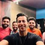 Yashraj Mukhate Instagram - Something’s cooking with @yashrajmukhate 😎 Coming soon ✨ Missed you @anshuman.sharma1 @merchant_records @salimsulaimanmusic Blue Productions (Salim Sulaiman's Studio)
