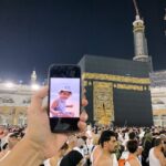 Yasir Hussain Instagram - Thankyou gull sanga for your love . #kabirhussain #makkah #inshallah #soon