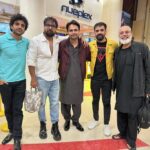 Yasir Hussain Instagram – Kal mai ne aik movie dekhi Chikkar . Beautifully written and directed by @zaheeruddin7 . Mai bohot arsy baad koi movie dekh k roya. Mai yeh soch kar roya k hum as a nation kya ban chukay hain . Hum ne hujoom ban k kitny masoom log maar diye??? Aur mai is liye roya k hum unhain maarny k baad bhool bhi gaye . 
Chikkar Zaroor dekhen. It’s a gift to the nation . Har film director ko bhi yeh film Zaroor dekhni chahiye . #@####
@mukhtarhoonmein  @ushnashah Aur @nausheenshah4 ki behtareen adakari Aur aik behtareen msg . Love you all and thankyou for making this movie 🫡🫶🏼🙏
Ps special appearance was really special 🌸 @iamfaryalmehmood 
#pakistanicinema #pakistan #movies