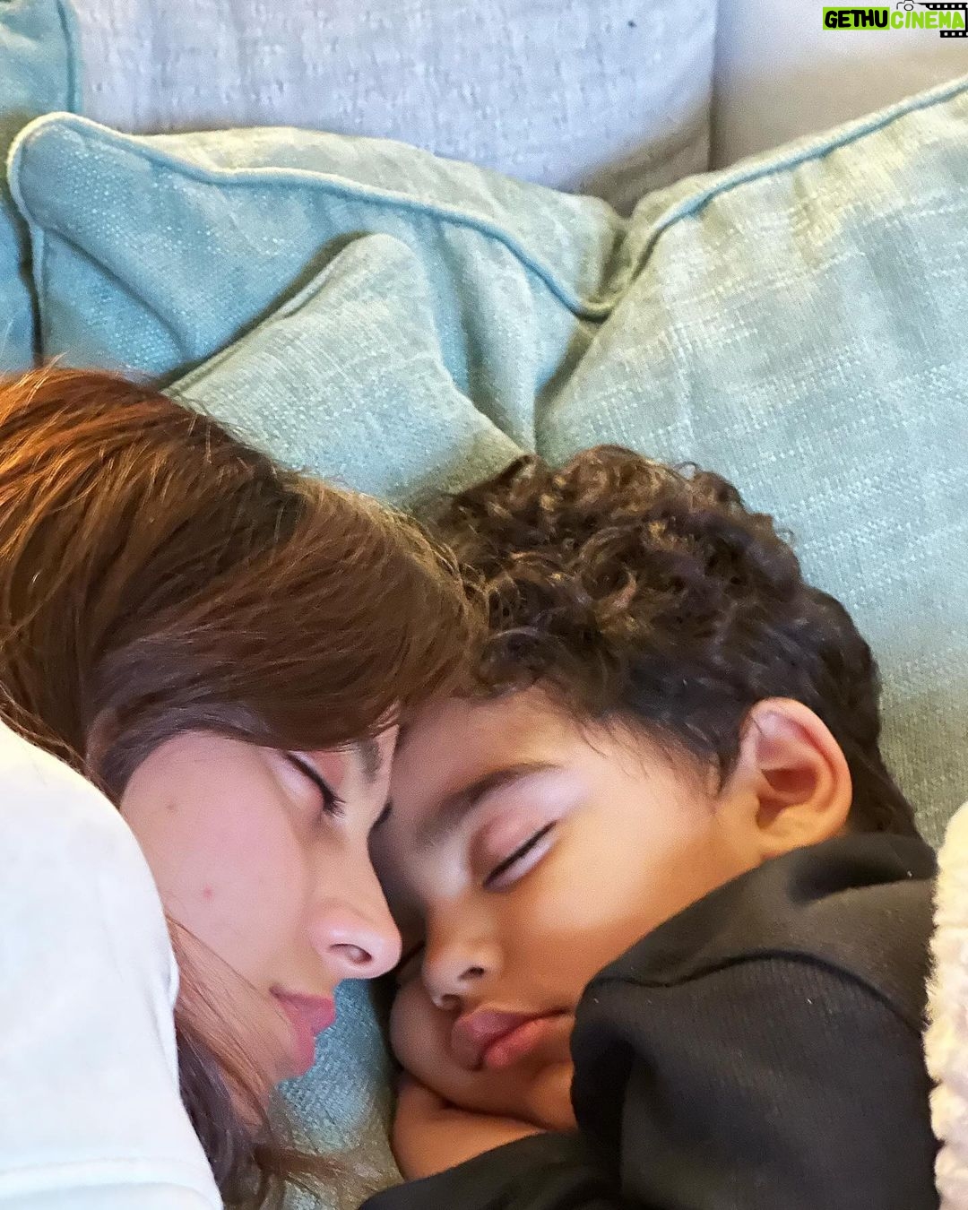 Yasir Hussain - 100.6K Likes - 4 years
Mashallah
12 baj Gaye Yahan dunya k is kony mai . Aur mai in 2 sleeping beauties k sath hun .
Dec 28th world’s most common shadi ki date .magar mery liye meri zindagi ka sab se khaas din . I’m so blessed to have a partner like @iiqraaziz because I know who she really is . AAP logon k liye toh bohot sweet hai lol .😂.
She is irritating and I like it
Iqra woh anger bird hai jo gussa kar k Khud thak jati hai 😀
Iqra you are the most talented humble and sweetest person I have ever known . Log kehty hain k aap bohot lucky hain k aap ko iqra mili Aur woh sahi kehty hain . Mai tumhain Itna pyaar karta hun jitna nawaz shareef paye se
Elon musk mars se
Aur actors apny aap se karty hain .
And you know yeh kitna zyada hai 😝❤️ moon and back se baat aagy barh chuki hai . Ab is caption ko Yaheen rokna hoga warna tumhain shak ho Jae ga k mai toilet mai itni der kis se baat kar raha hun . Love you and thankyou for being with me 🫶🏼 happy 4th anniversary baby
#4 #4years #mashallah #iqraaziz #iqraazizhussain #kabirhussain #manymoretocome
#inshallah #love