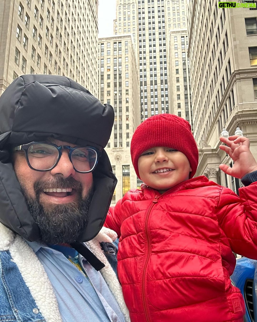 Yasir Hussain - 62K Likes - Sardı hai bhai sardi hai 🥶❄️⛄️🧣🧤⛷️🌨️
#vacation #family #friends #kabirhussain