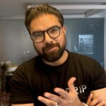 Yasir Hussain Instagram - I recently had to move some delicate furniture from Islamabad to Karachi, and doing it solo was a real challenge. So, I decided to reach out to @moveit.pk , and it was the best decision ever! They took care of everything - from packing to transportation to unloading - and timely delivered everything to my doorstep safely! So if you’re ever in need of moving help, I highly recommend them. #moveitpk #KarDeinGein