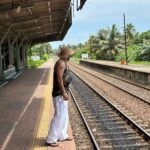 Yasir Hussain Instagram - Come on 🚂 #hikkaduwabeach #srilanka #pakvsindia #colombo