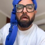 Yasir Hussain Instagram - Sun lo larkiyon 🤣