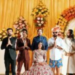 Yasir Hussain Instagram – Yes I was there . Friendship k liye karna parta hai yaar . Pants pe dhokla ki chatni gir gai Thi toh boxers mai hi chala gaya . Thanks for you company @alizaryoun @sajeelmeer and @umeraalamofficial 
Thanks ambani ji for the invitation . Wesy Khana thanda tha . Next time kuch mashwary donga amal kijiye ga .bohot Mubarak ho . 

#weddingseason #ambaniwedding #frindswedding