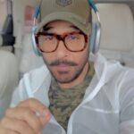 Yasir Hussain Instagram - Thankyou faisal bhai @faysalquraishi for supporting @loiqfilms . It’s a YouTube platform for interesting content . short films shows and much more . Love you 🥰 #loiqfilms #faysalquraishi #yasirhussain