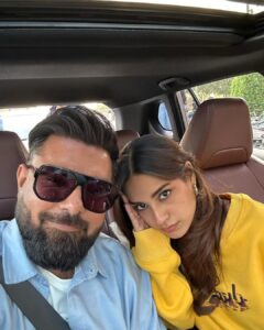 Yasir Hussain Instagram - My valentine 💌 for life . INSHALLAH @iiqraaziz