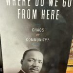 Yasir Hussain Instagram - Martin Luther King jr. yeh wakai mai king tha . Kyon k king wohi hota hai jo dosron k liye jeeta hai . Activist ki life bohot mushkil hoti hai . Inki bhi thi . Agar yeh 1955 ki civil rights movement mai awaaz na uthaty toh hamary Pakistani bhai Aur Asian bhi USA mai aaraam se na reh rahy hoty . Been to his house. Felt good . #mlkday #mlk #2024 @gomilaintersole
