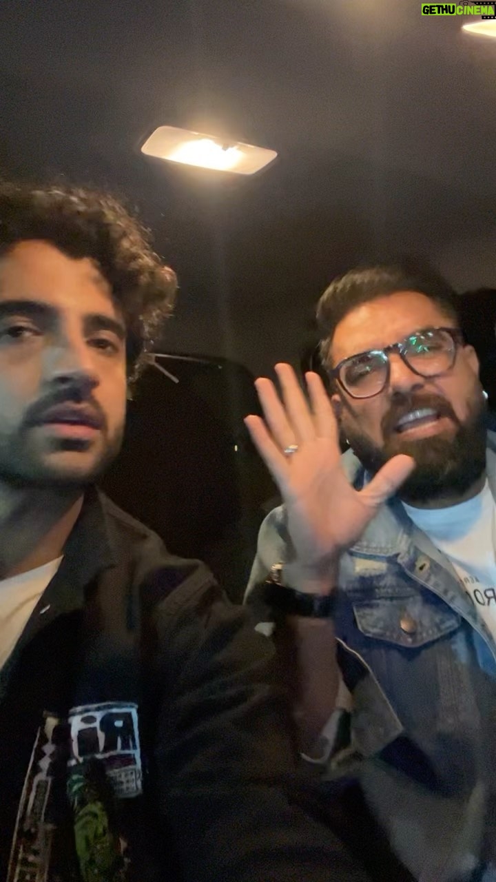 Yasir Hussain - 31.8K Likes - Dil k badly aap kya kya de sakty hain 😝