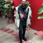 Yasir Hussain Instagram – A day well spent @acpkhiofficial
@taha_humayun k gany @tehzeebhaafi ki poetry Aur tabeer sahab Aur @asiyah.majeed se Mulakaat .
👕 @shopmovement23