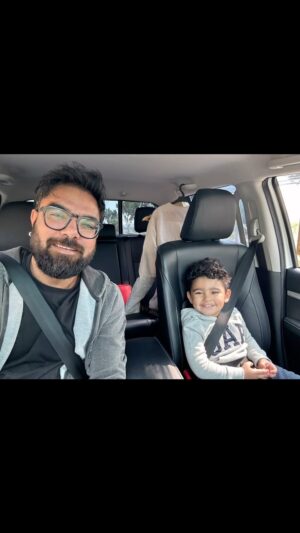 Yasir Hussain Instagram - Assalamualykum madam @iiqraaziz ❤️

@kabirhussainnn
