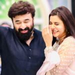 Yasir Nawaz Instagram – Happy anniversary. hastey lartey 19 saal guzar gaye pata hi naihn chala allah karey baqi din bhi achey sey guzrein (ameen )