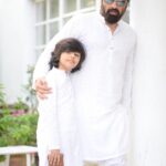 Yasir Nawaz Instagram - Eid ki yadein😊