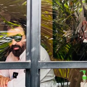 Yasir Nawaz Instagram - 😎😎