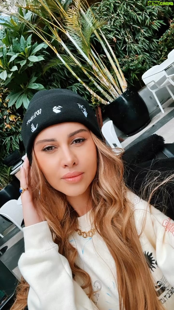 Yasmin Raeis Instagram - Normal day 🌹 Cairo, Egypt