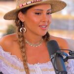 Yasmin Raeis Instagram - في ستات كتير متعرفش حقوقها و مهم انهم يعرفوها بس الأهم انها بعد ما تعرف حقوقها لازم تعرف ازاي تاخدها و تعرف انها تقدر تكتسب كل حق ليها! ادخلوا على البودكاسترز على يوتيوب او فيسبوك عشان تشوفوا الحلقة كاملة #elpodcasters #BasselAlzaro #KarimRihan #YasminRaeis #womenrights #equality #VOO #a_mart_on_your_mobile #البودكاسترز #حقوق_المرأة