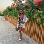 Yasmin Raeis Instagram - 🤍🤍 #summer #summer2022 @talalya_official ✨💫