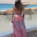 Yasmin Raeis Instagram - حُب سَلام سَعادة 💖💖💖