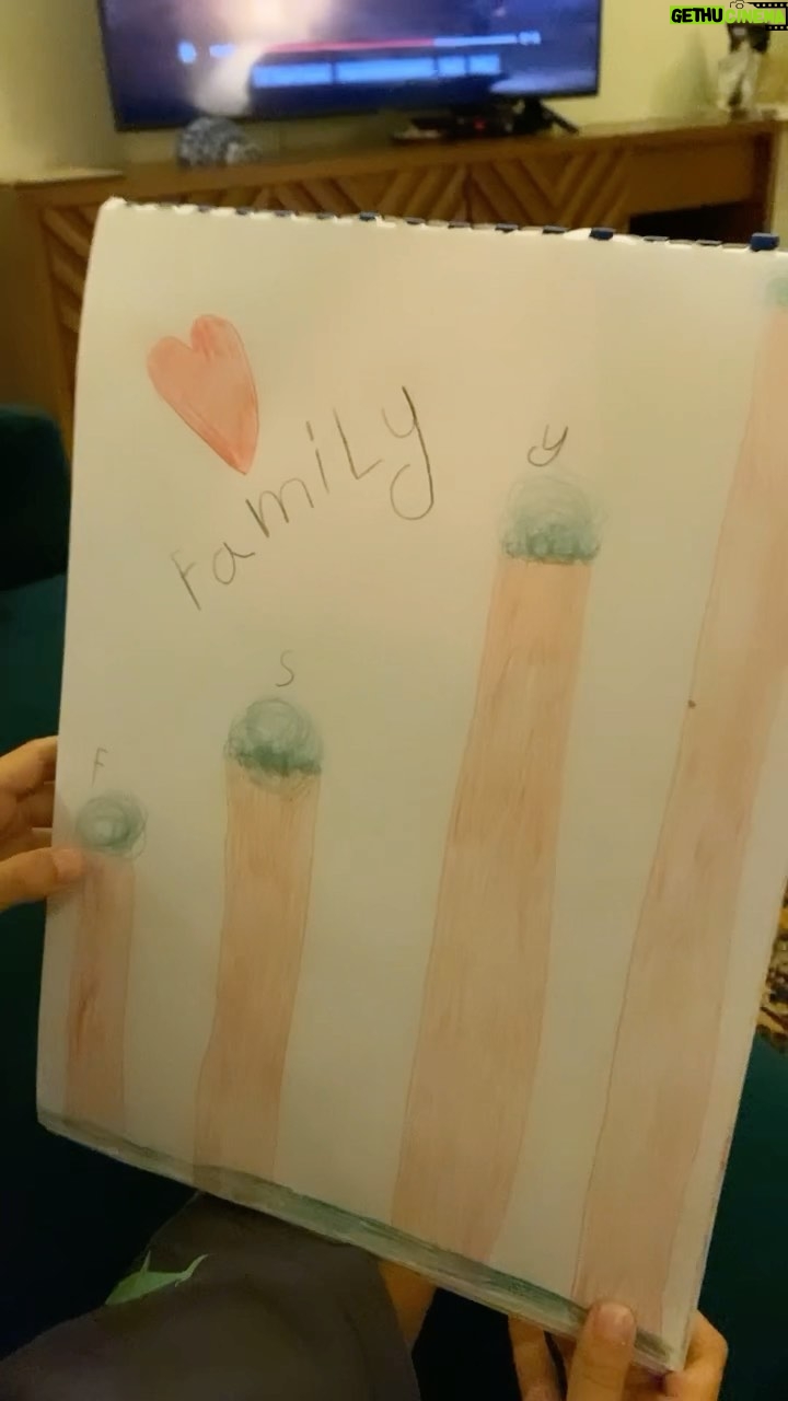 Yasmin Raeis Instagram - Unconditional love 💕