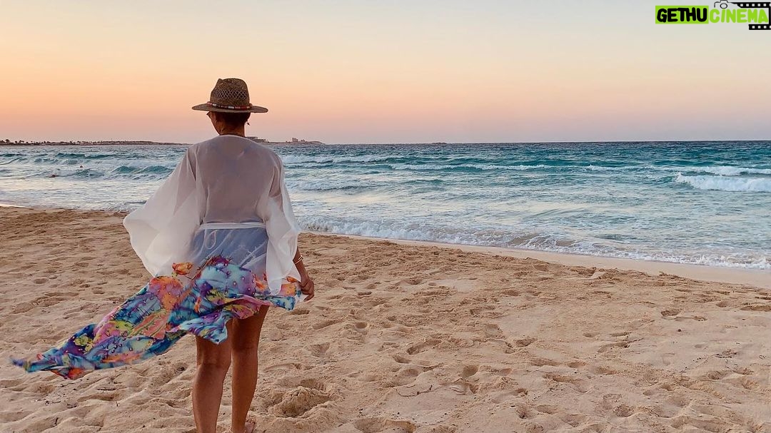 Yasmine Raeis - 40.5K Likes - #summervibes #summer2021 💙💙💙💙📸@mayelhossamy