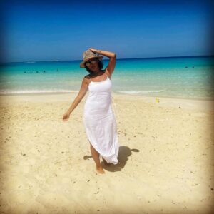 Yasmine Raeis Instagram - #summer2021