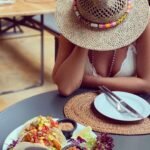 Yasmin Raeis Instagram - #eat #pray #lv 💙💚❤️