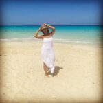 Yasmin Raeis Instagram - #summer2021