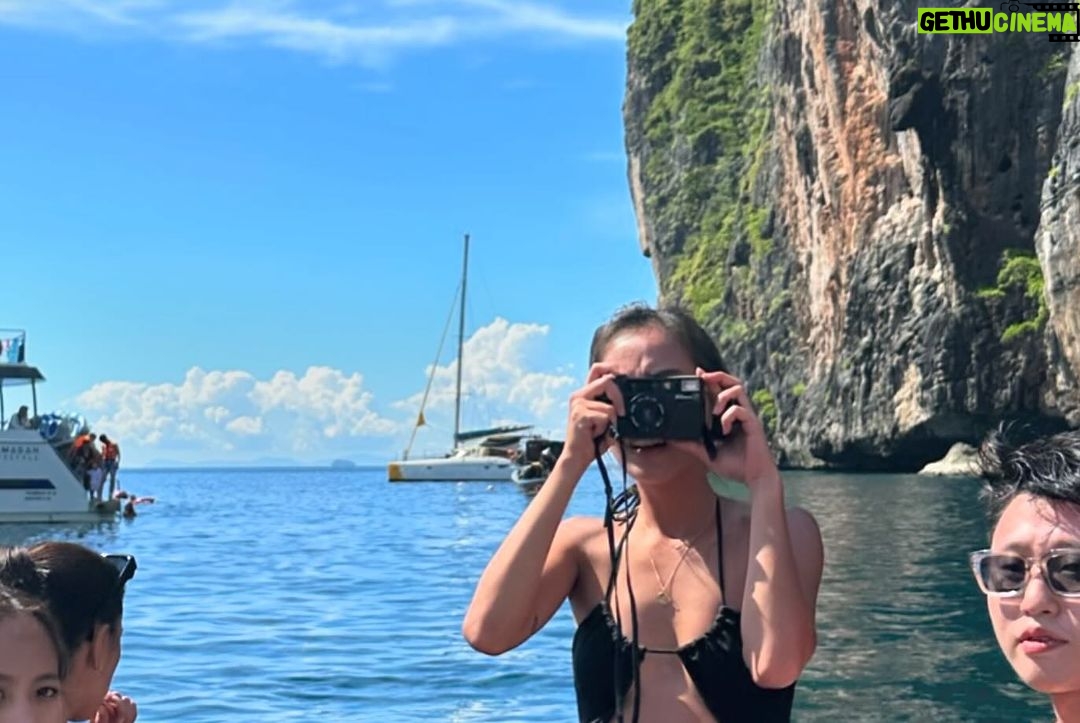 Yassi Pressman Instagram - @yonabeach @hypeyachtphuket Phuket, Thailand