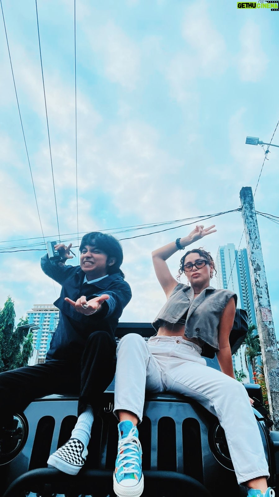 Yassi Pressman Instagram - @imkenaniah with BAHALA NA na 80+MILLION STREAMS na! ay makakasama natin sa Roadtrip on my YT!!!! #CAReokeWithYassi ft KENANIAH out now!!!!! LINK IN BIOOOOOO taraaaaa! 🚗🏁